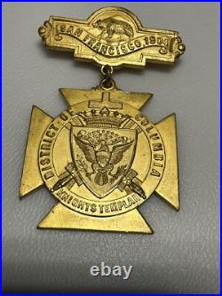 1904 Knights Templar San Francisco California Freemason Bear Pin Pinback Button