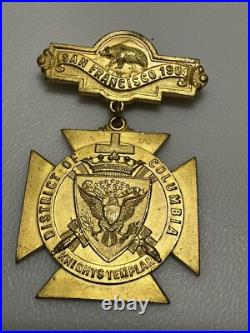 1904 Knights Templar San Francisco California Freemason Bear Pin Pinback Button