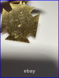 1904 Knights Templar San Francisco California Freemason Bear Pin Pinback Button