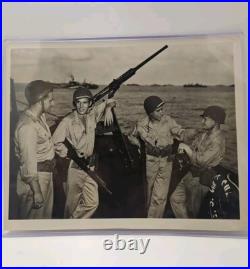 1944 WWII Coast Guardsmen Leyte Island OFFICIAL PRESS PHOTO Identified