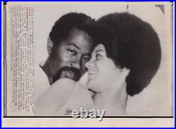 ELDRIDGE CLEAVER BLACK PANTHER Leader Civil Rights w Wife VINTAGE 1971 photo ELDRIDGE CLEAVER BLACK PANTHER Leader Civil Rights w Wife VINTAGE 1971 photo