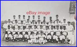 Original 1958 WILLIE MAYS, San Francisco Giants TEAM PHOTO 1st SF Season @ Seals Original 1958 WILLIE MAYS, San Francisco Giants TEAM PHOTO 1st SF Season @ Seals