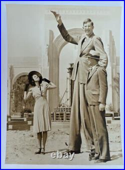 ROBERT PERSHING WADLOW photo 1938 at San Francisco with BETTINA NORBERG