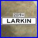 San_Francisco_California_2019_Larkin_Avenue_blade_road_sign_1965_36x12_01_oobf