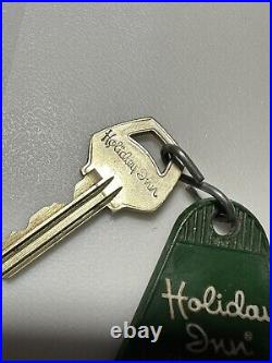 Vintage San Francisco California Fisherman's Wharf Holiday Inn Hotel Keychain