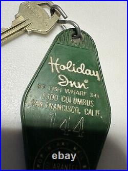 Vintage San Francisco California Fisherman's Wharf Holiday Inn Hotel Keychain