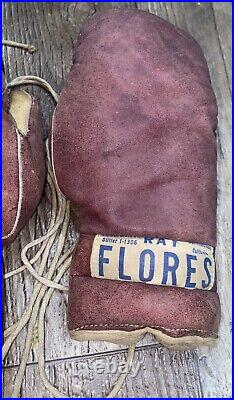 Vintage Very Rare RAY FLORES Pro Boxing Gloves San Francisco California PAIR